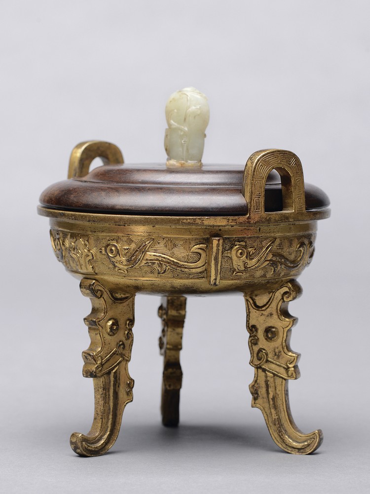 明治 時代 治】高岡金工家作 蝋型鋳銅 饕餮紋雲龍脚玉龍摘鼎式